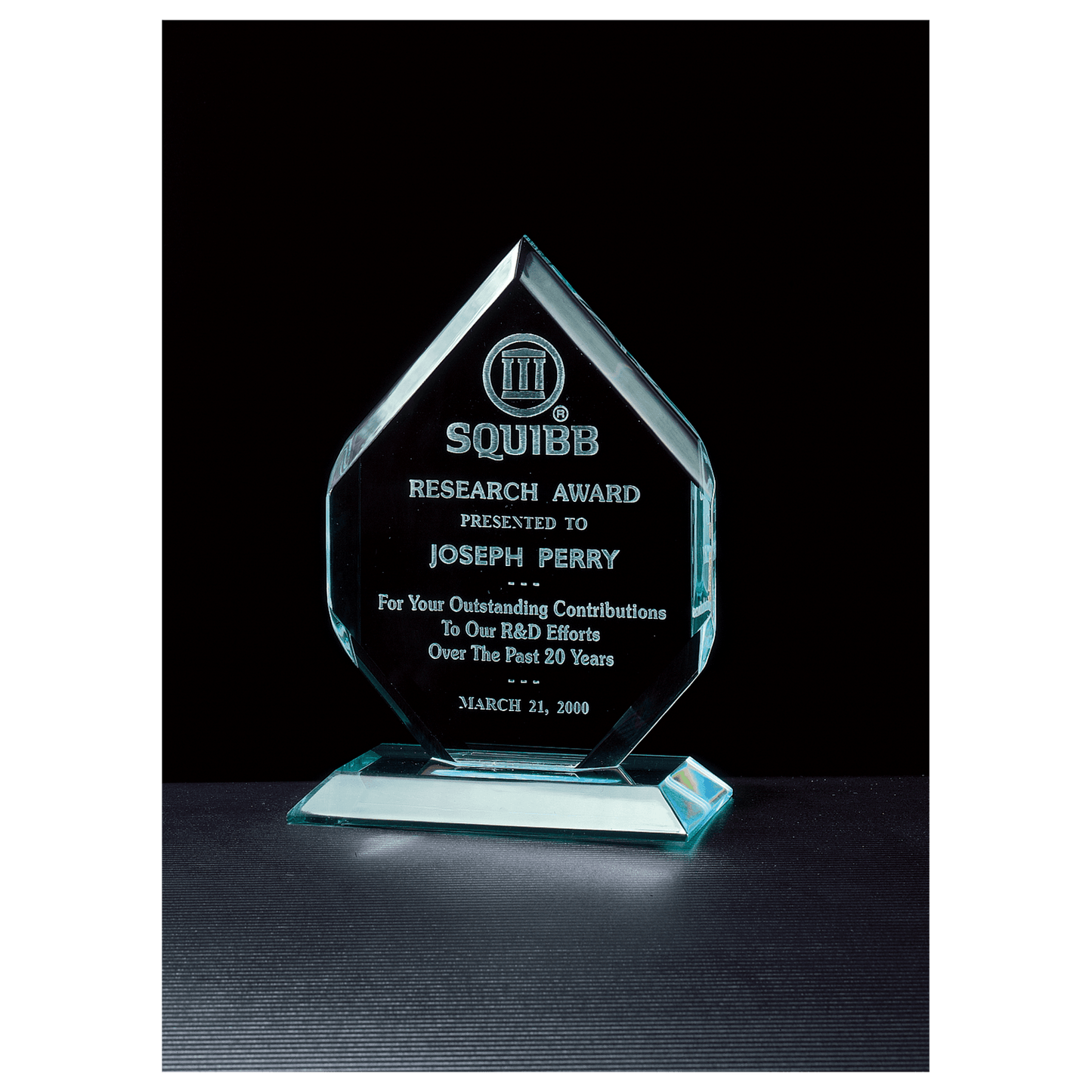 Flame Series Jade Acrylic Award – Large - 6" x 8 ¾"