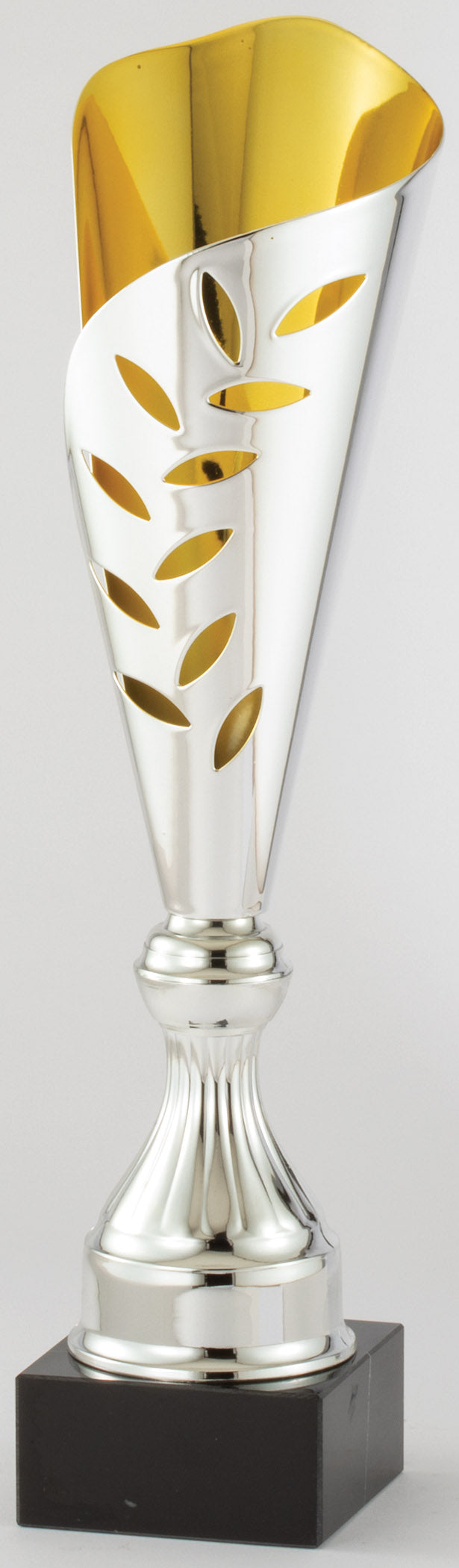 Golden Laurel Cone Cup Trophy – 17"