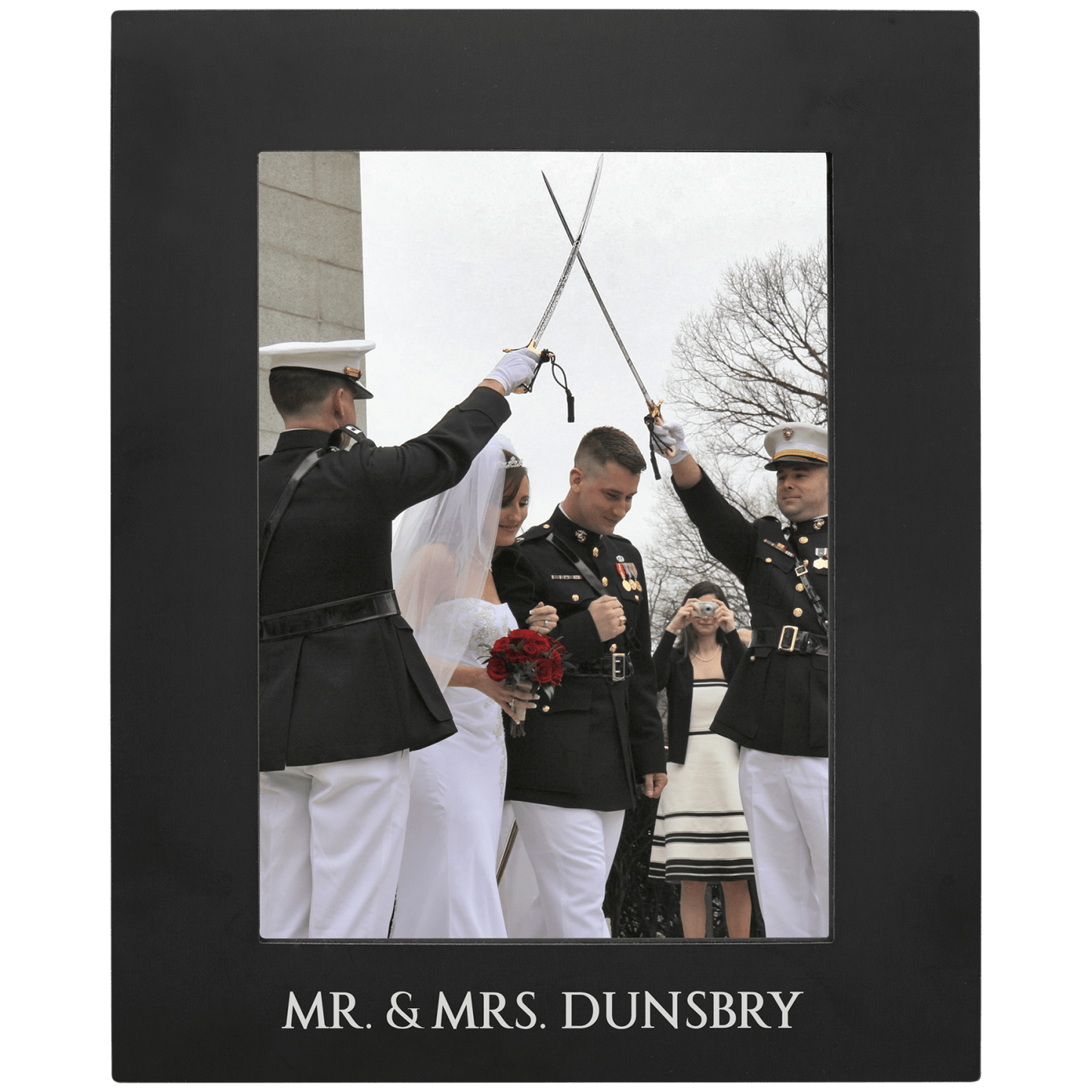 Personalized black anodized aluminum photo frame, custom engraved – 5 x 7 inch