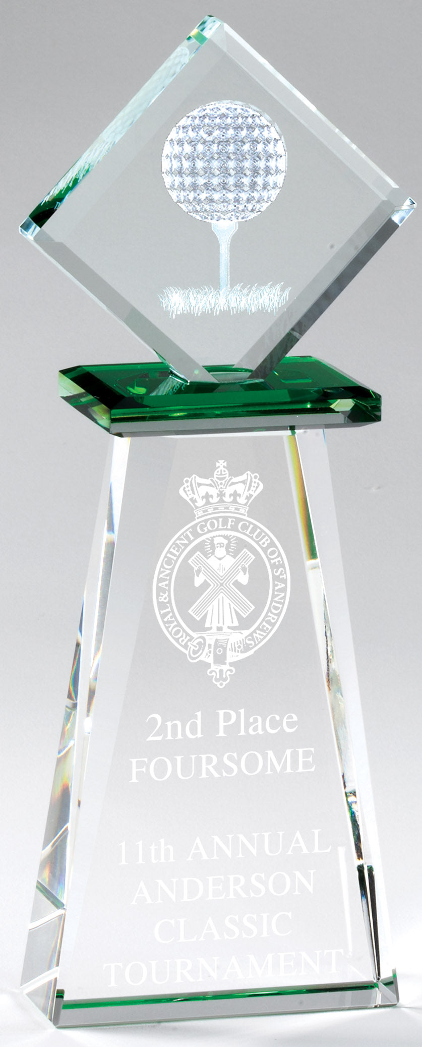 Diamond-cut crystal with a 3D golf ball and tee inside, 8½" size