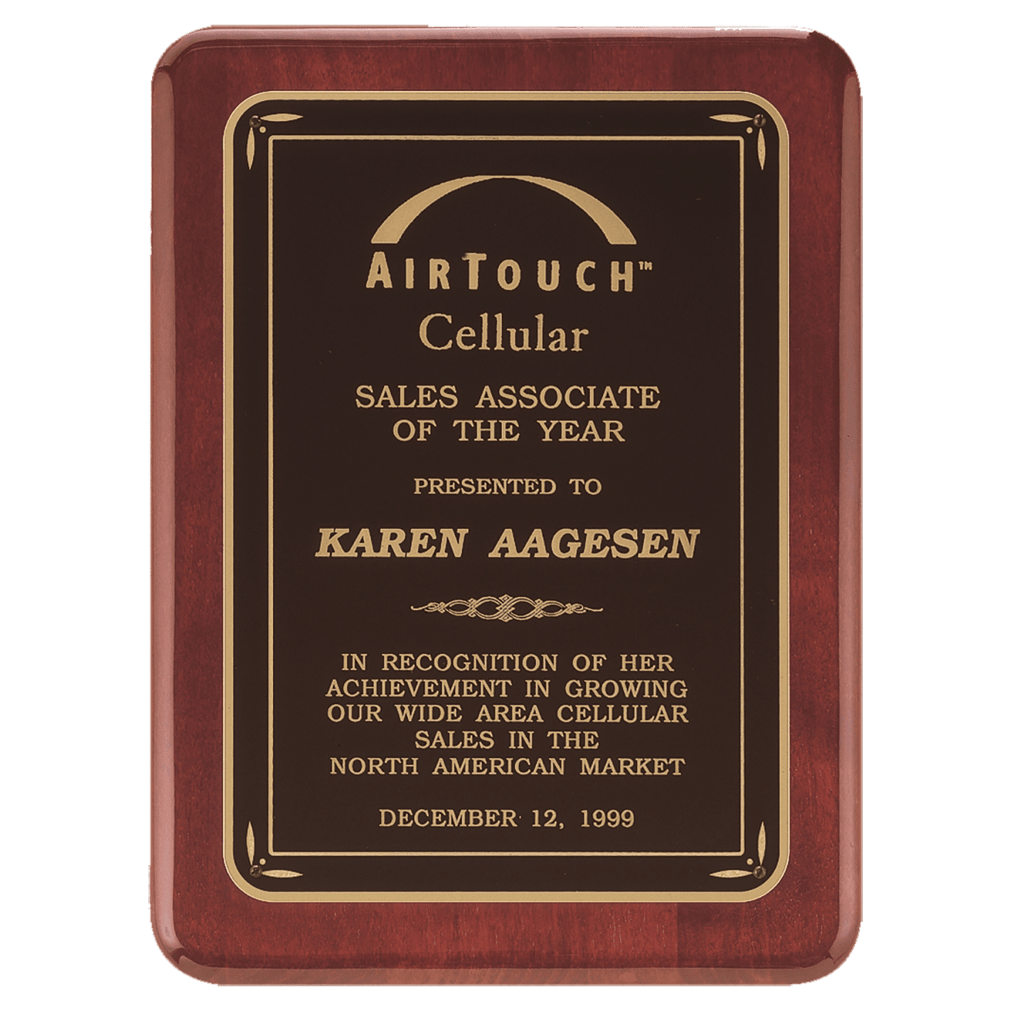 8" x 10 1/2" Rosewood Piano Finish Plaque with Florentine Design - Black & Gold Plate