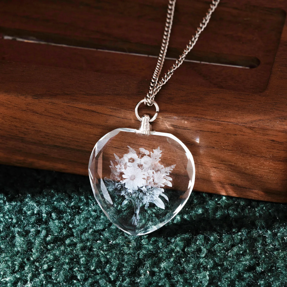 Clear heart crystal photo pendant necklace, close-up
